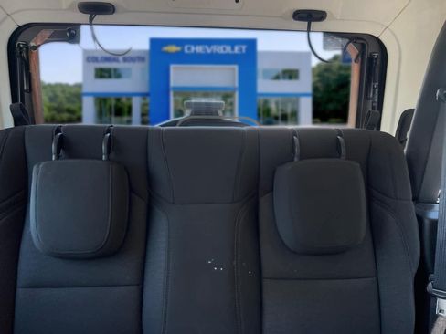 Used 2019 Jeep Wrangler Sport AWD/4WD image 24