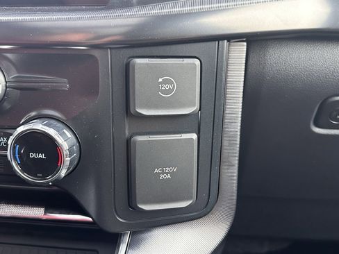 New 2025 Ford F150 Platinum w/ Equipment Group 702A High image 33