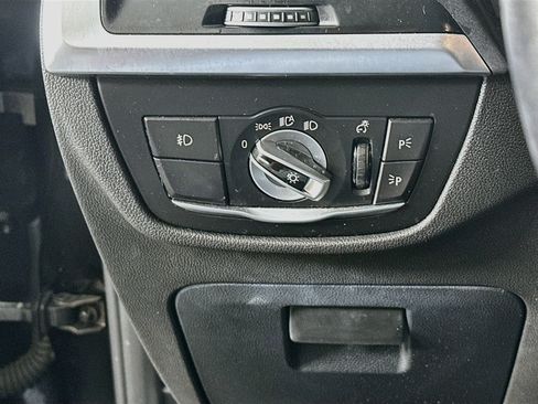 Used 2019 BMW X3 sDrive30i w/ Driving Assistance Package RWD image 17