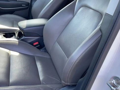 Used 2018 Hyundai Santa Fe FWD image 30