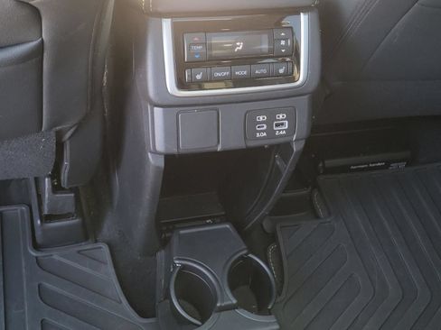 Used 2023 Subaru Ascent Onyx Edition Limited AWD/4WD image 17
