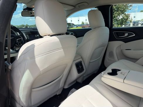 Used 2015 Chrysler 200 Limited w/ Convenience Group FWD image 37