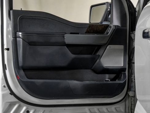 Used 2023 Ford F150 Lariat RWD image 33