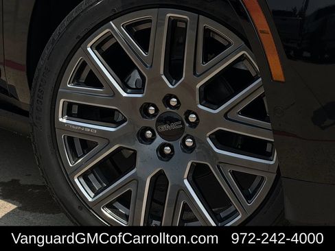 New 2026 GMC Yukon XL Denali Ultimate AWD/4WD image 9