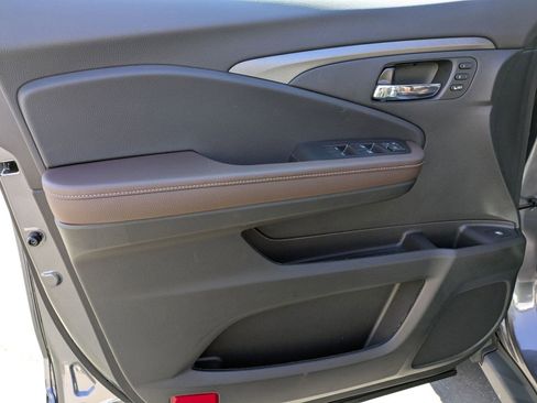 New 2025 Honda Ridgeline RTL+ image 13