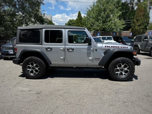 Used 2021 Jeep Wrangler Unlimited Rubicon AWD/4WD image 4
