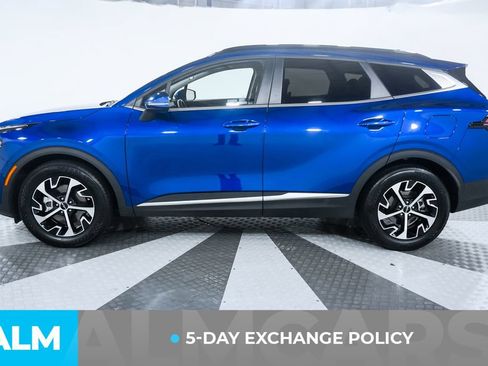 Used 2025 Kia Sportage EX w/ Premium Package FWD image 3