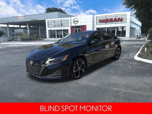 Certified 2024 Nissan Altima 2.5 SR image 7