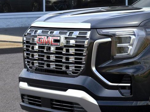 New 2026 GMC Terrain Denali w/ LPO, Floor Liner Package image 13