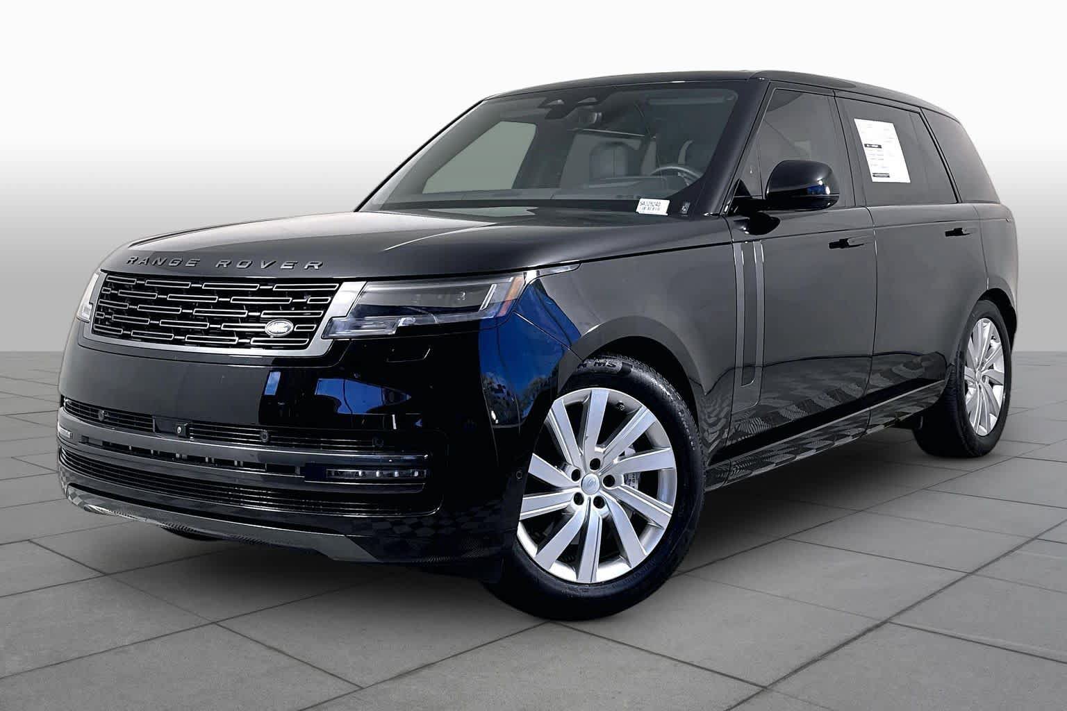 Used 2025 Land Rover Range Rover Long Wheelbase SE AWD/4WD image 1