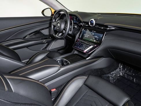 Used 2024 Maserati GranTurismo Trofeo image 16