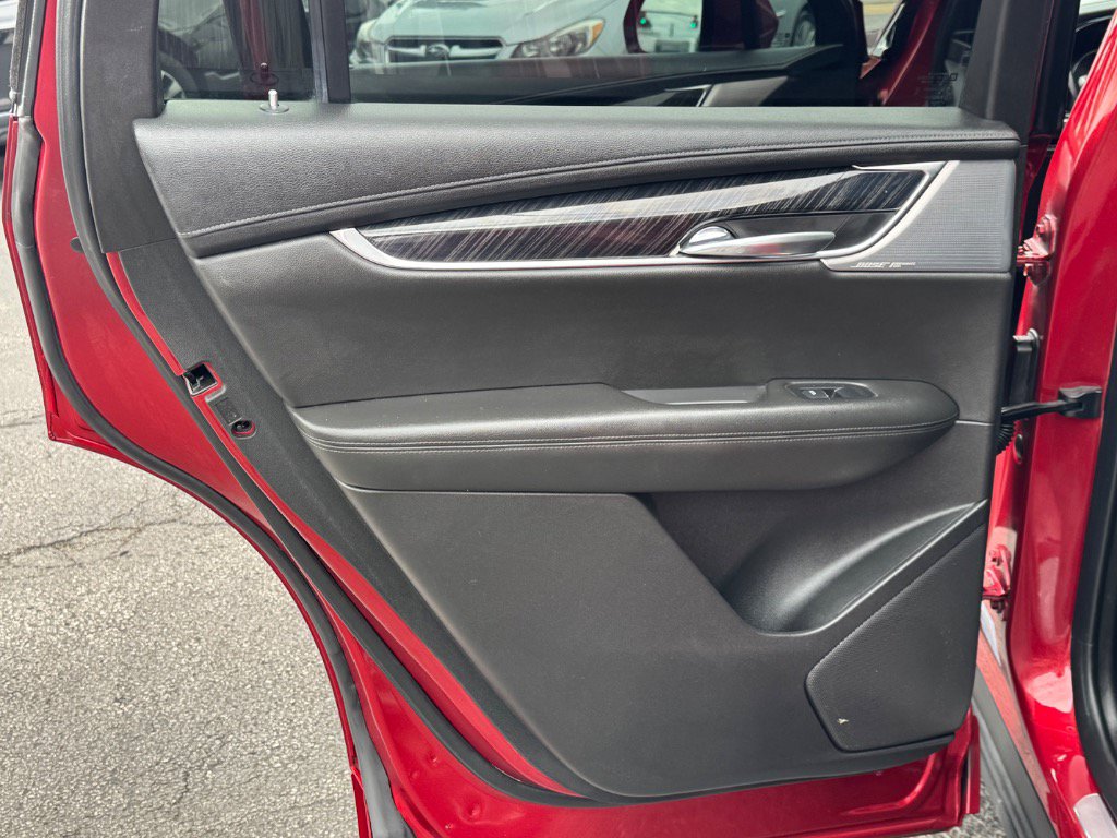 Used 2021 Cadillac XT6 Premium Luxury FWD image 15