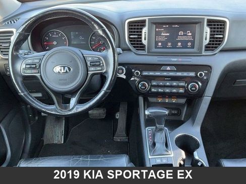 Used 2019 Kia Sportage EX w/ EX Premium Package image 11