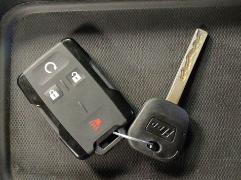 Used 2014 Chevrolet Silverado 1500 LT RWD image 32