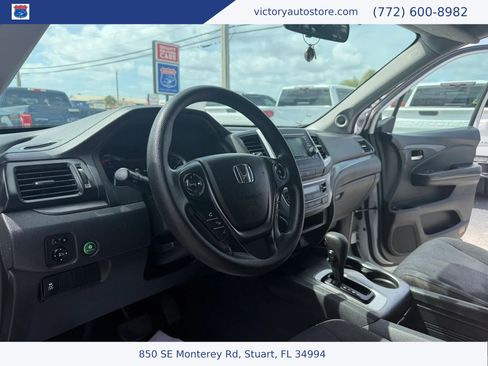 Used 2018 Honda Pilot LX image 22