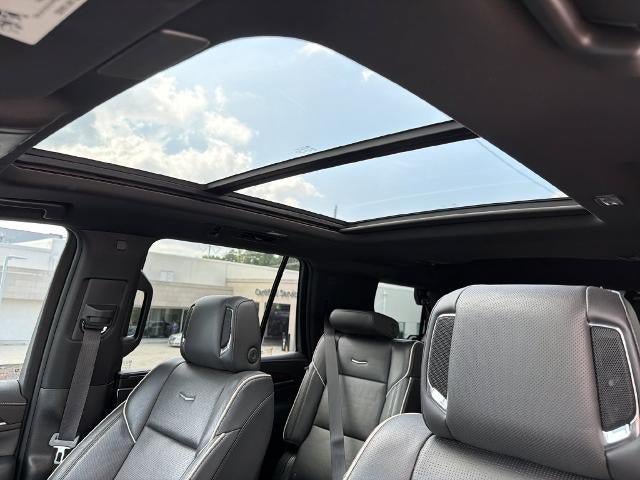 Certified 2022 Cadillac Escalade Premium Luxury AWD/4WD image 26