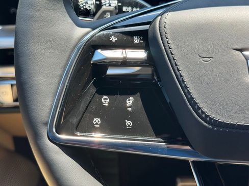 New 2025 Cadillac Lyriq Sport image 26