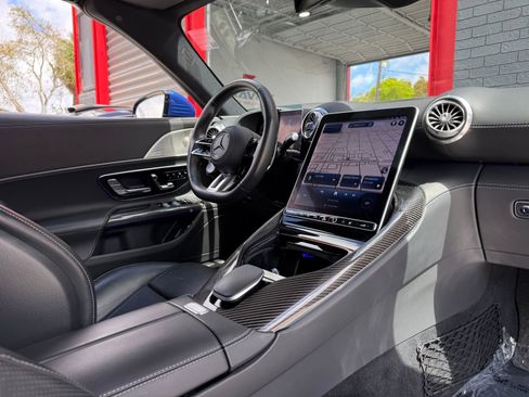 Used 2023 Mercedes-Benz SL 43 AMG image 18