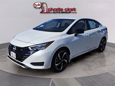 New 2025 Nissan Versa SR w/ Trunk Package image 1