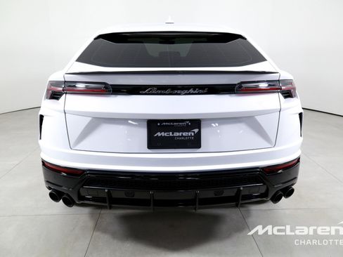 Used 2022 Lamborghini Urus AWD/4WD image 7