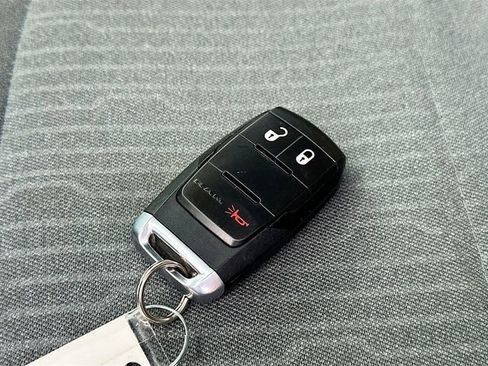 Used 2024 RAM 3500 Big Horn image 26