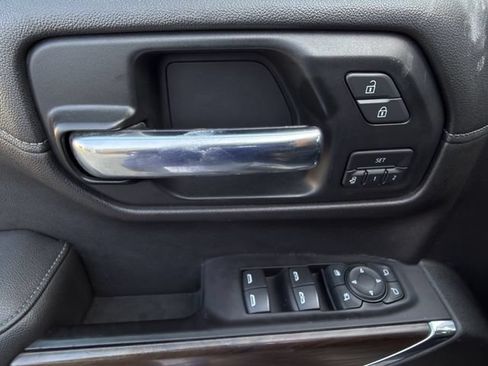 Used 2019 GMC Sierra 1500 SLT AWD/4WD image 28