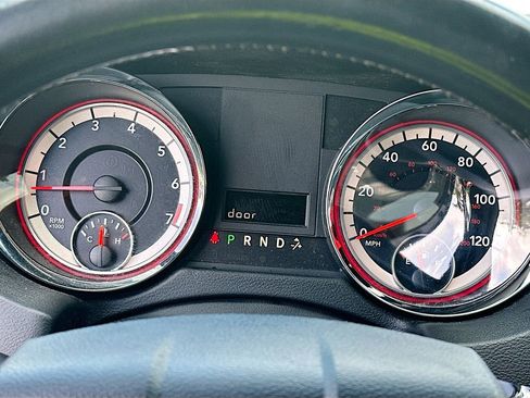 Used 2017 Dodge Grand Caravan SXT w/ Blacktop Package image 12