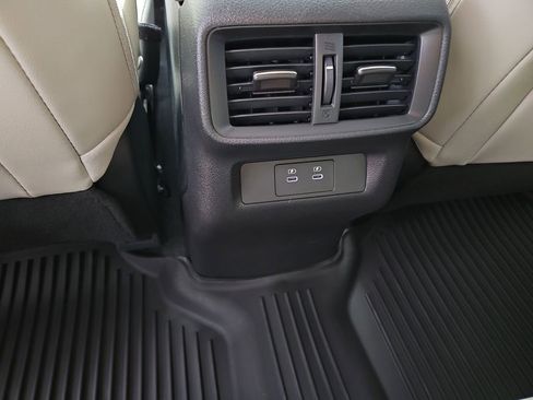 New 2026 Nissan Murano SL image 13