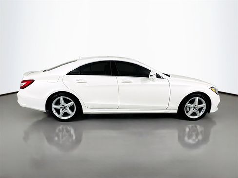 Used 2018 Mercedes-Benz CLS 550 4MATIC w/ Premium 2 Package image 9