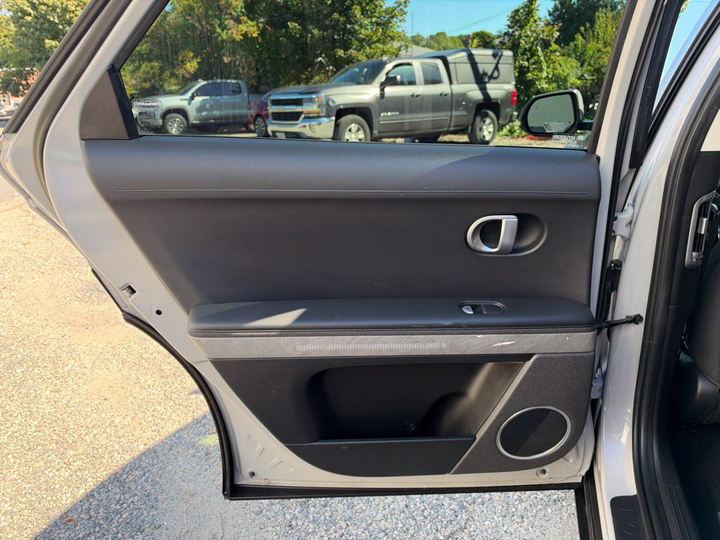 Certified 2023 Hyundai Ioniq 5 SEL AWD/4WD image 18