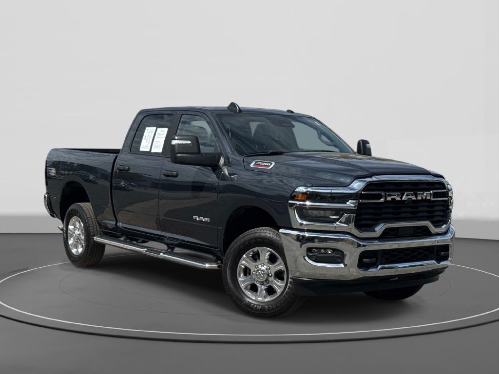 Used 2025 RAM 2500 Big Horn AWD/4WD image 1
