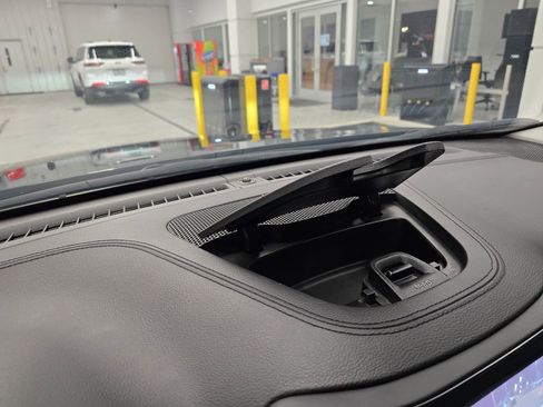 Used 2022 Jeep Cherokee Latitude Lux FWD image 25