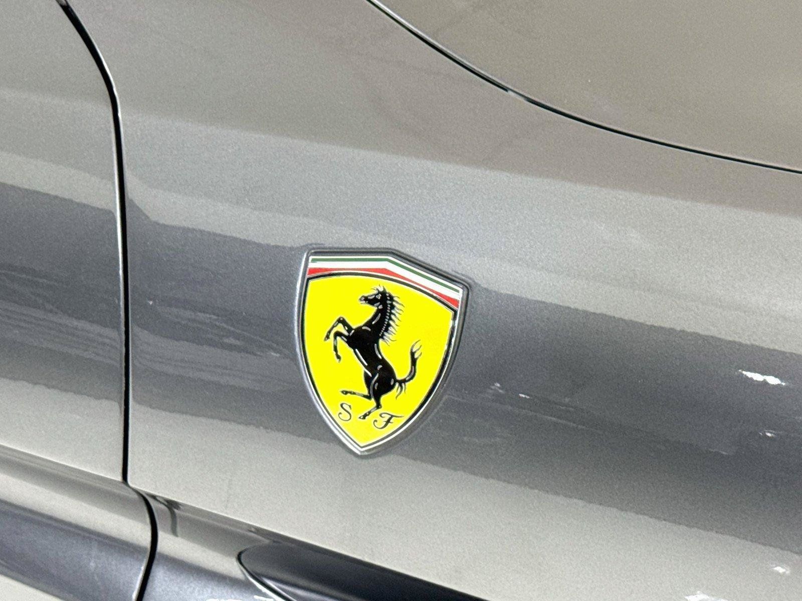 Used 2019 Ferrari Portofino RWD image 33