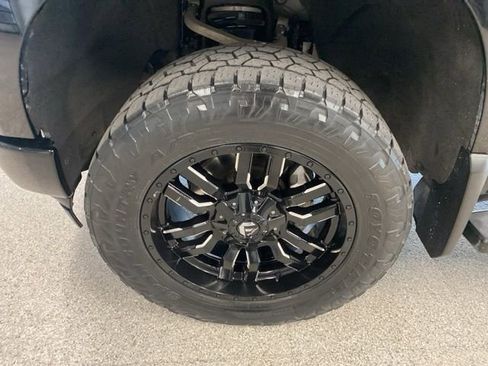 Used 2022 Chevrolet Silverado 1500 High Country w/ High Country Premium Package image 11