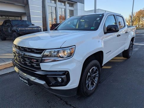 Used 2022 Chevrolet Colorado Z71 image 4