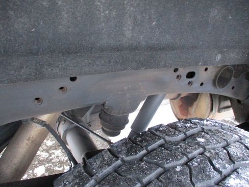 Used 2016 Chevrolet Silverado 2500 LTZ w/ LTZ Plus Package image 17