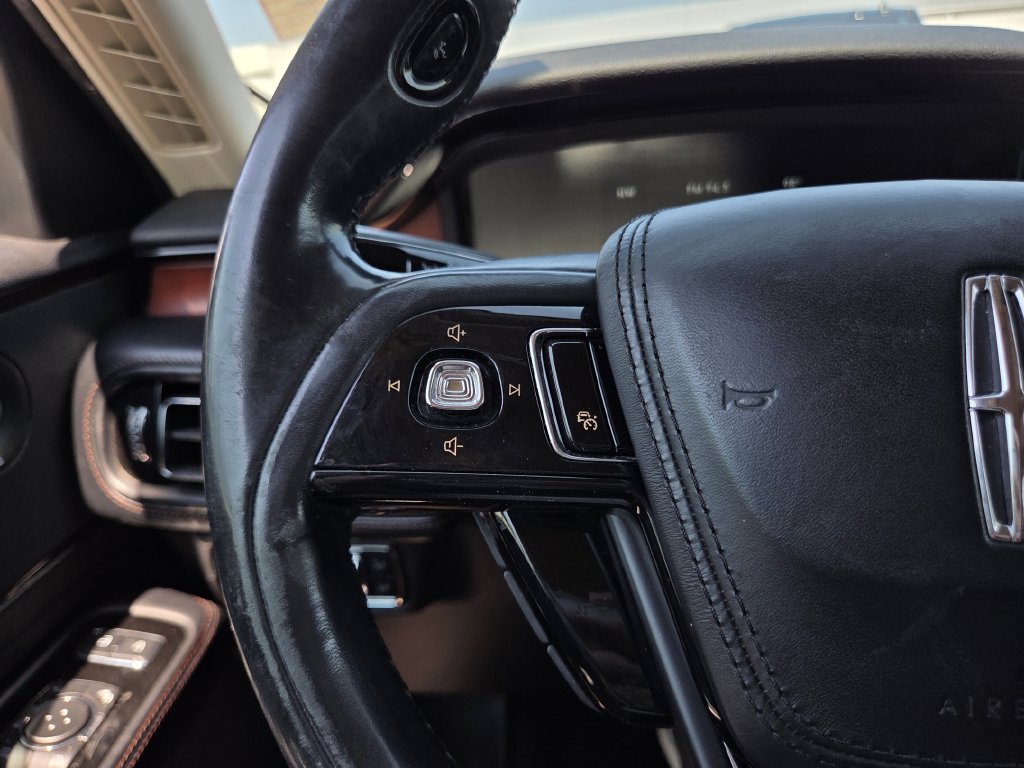 Used 2020 Lincoln Aviator Reserve w/ Equipment Group 201A AWD/4WD image 28