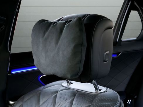 Used 2023 Mercedes-Benz S 580 4MATIC Sedan image 34