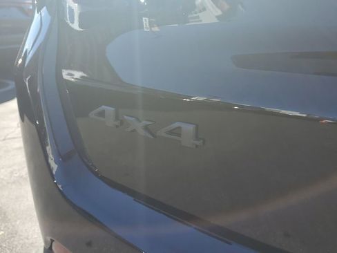 New 2026 Jeep Compass Latitude image 9