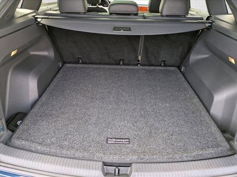 Used 2020 Volkswagen Atlas Cross Sport SEL Premium image 6