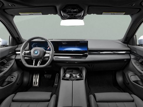 Used 2025 BMW i5 eDrive40i w/ M Sport Package RWD image 18