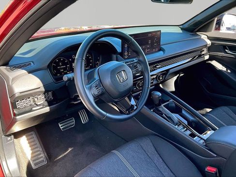 Used 2023 Honda Accord Sport image 14