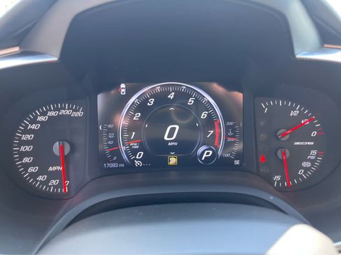 Used 2017 Chevrolet Corvette Z06 RWD image 5