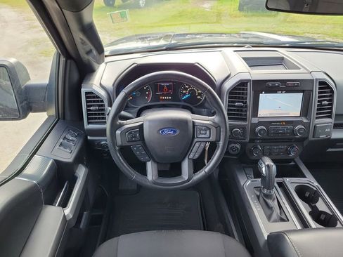 Used 2018 Ford F150 XLT w/ Equipment Group 302A Luxury image 26