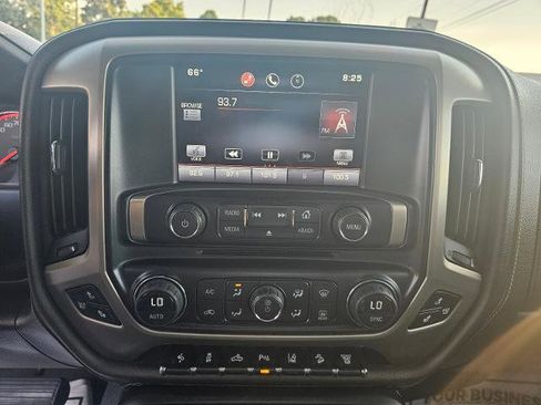 Used 2015 GMC Sierra 2500 Denali w/ Duramax Plus Package AWD/4WD image 56