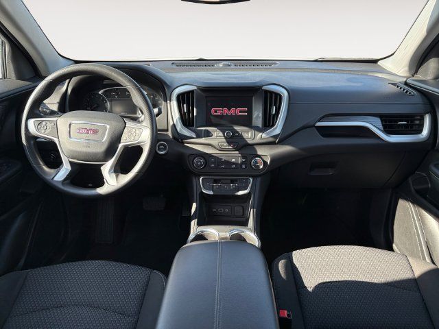 Used 2024 GMC Terrain SLE AWD/4WD image 10