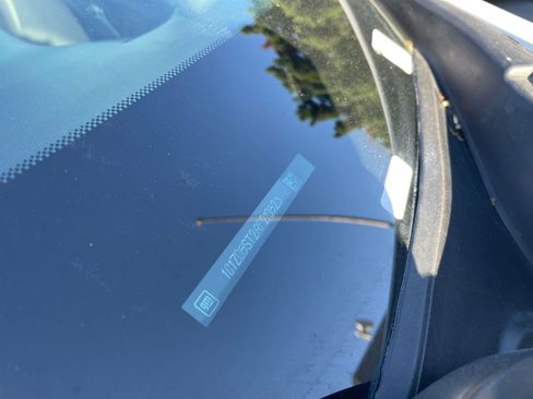 Used 2024 Chevrolet Malibu LT image 31