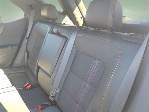 Used 2022 Chevrolet Equinox RS w/ LPO, Floor Liner Package image 24