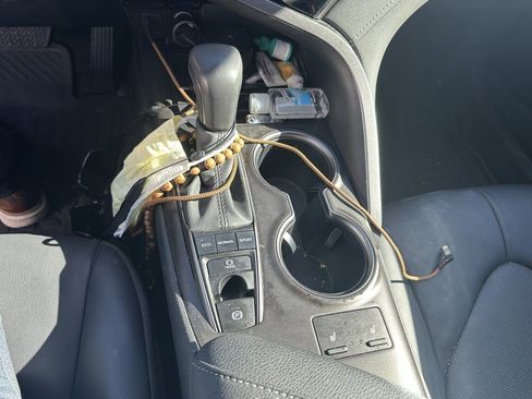 Used 2024 Toyota Camry XSE image 11