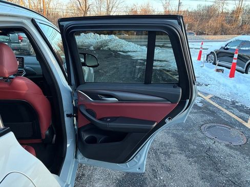 Used 2024 BMW X3 M40i w/ Premium Package image 46